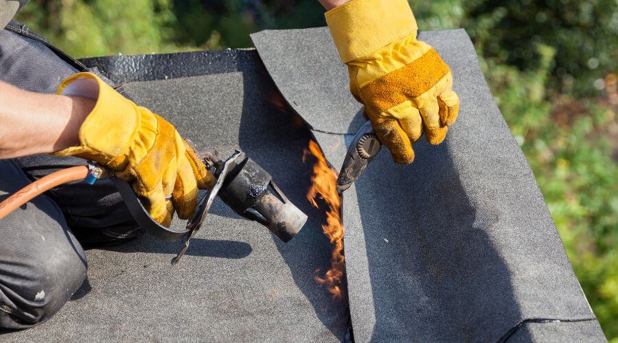 Expert Emergency Roof Repairs services in Westville, IL